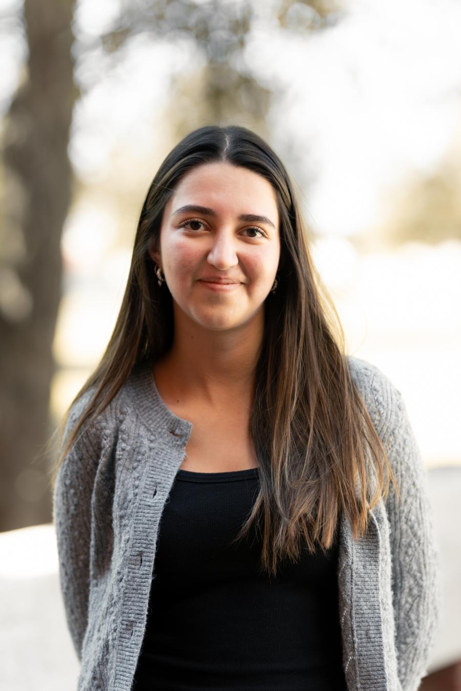 Paola Stackmann Headshot